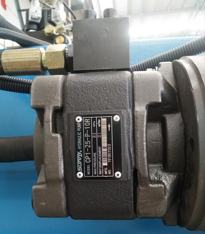 Wc67k CNC Prensa hidráulica Máquina dobladora de frenos Máquina de freno de prensa